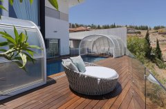 וילה AQUA בוטיק 20