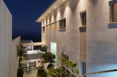 וילה AQUA בוטיק 72